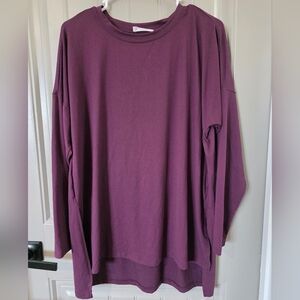 Zenana Womans Size Medium Burgundy Long Sleeve Tunic Top